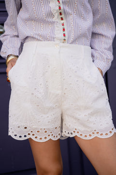 Short Noémie
