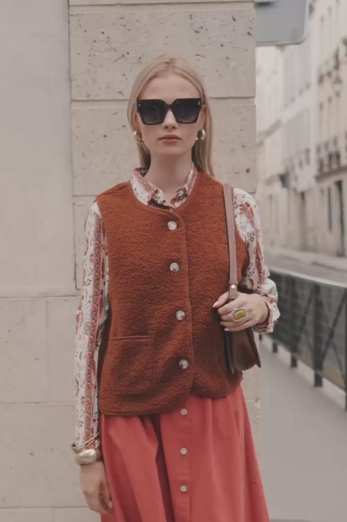 veste_sans_manches_sasha maelle studio paris video