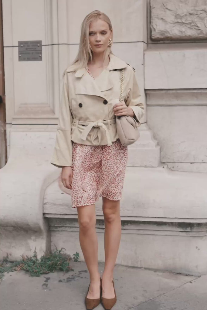 veste femme suedine romy beige  maelle studio paris video